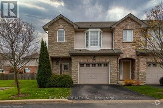 Building Photo - 232-232 Stonehenge Dr