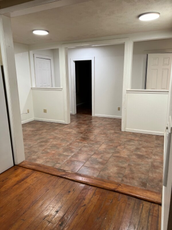 Foto del edificio - 409 Main St