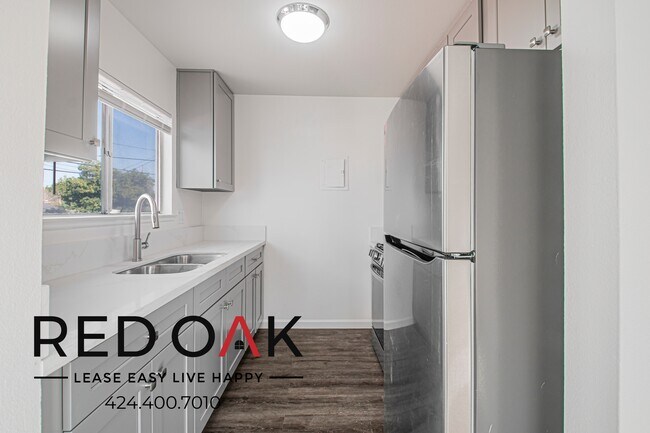 Foto del edificio - 1341 W 37th Pl