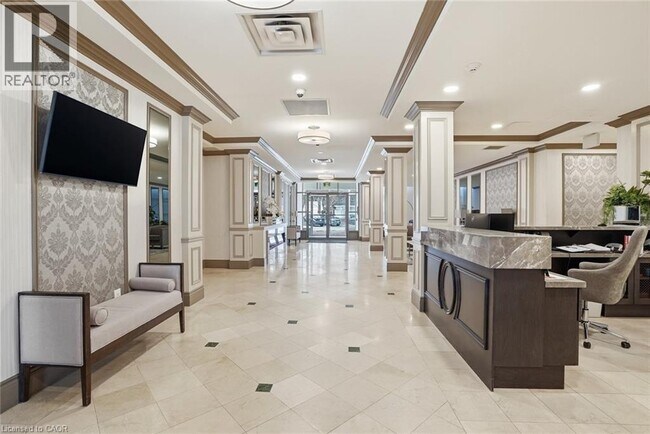 Photo du bâtiment - 442 Maple Ave