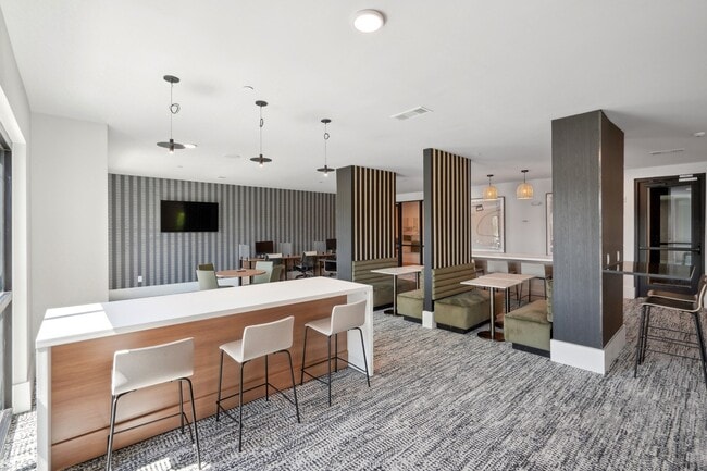 Cibercafé con computadoras e impresión - Solay Carnes Crossroads