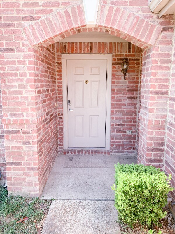 Building Photo - 2552 Tan Oak Dr