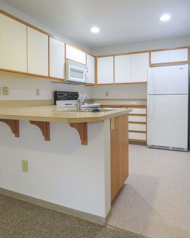 Foto del edificio - 1475 -1479 W.11th - FH