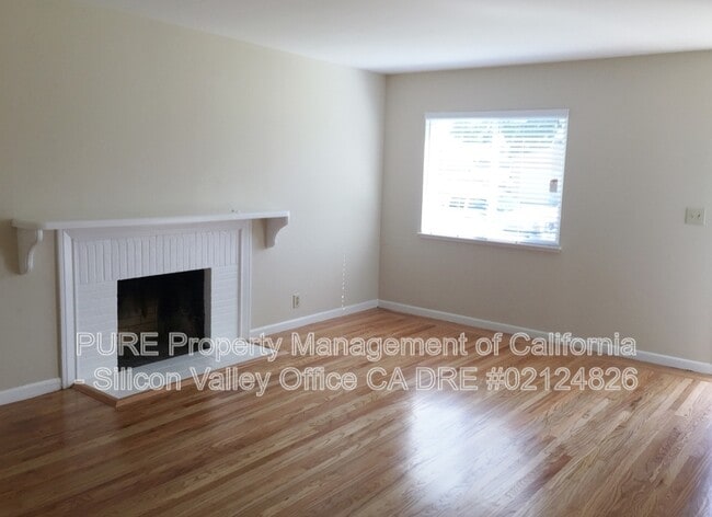 Building Photo - 2527 Forest Ave