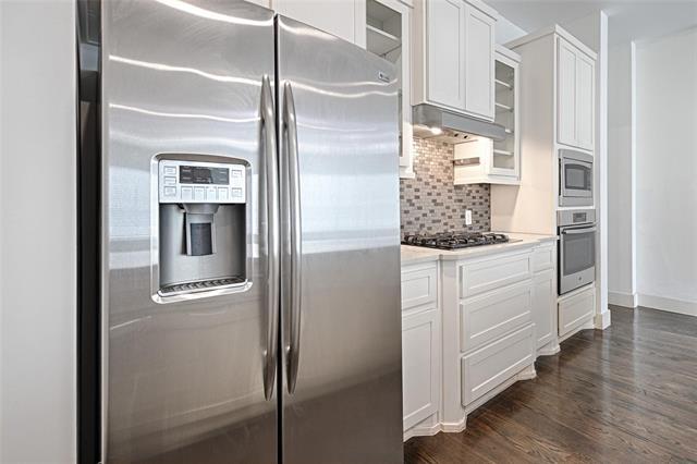 Foto del edificio - 3108 Pavonia Dr