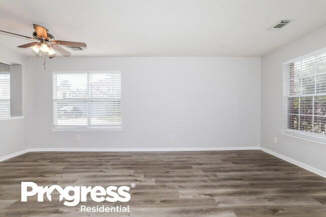 Foto del edificio - 11419 Granite Rock Ln
