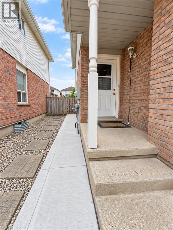 Building Photo - 63 Orchid Crescent