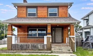 Building Photo - 73 N Oakley Ave