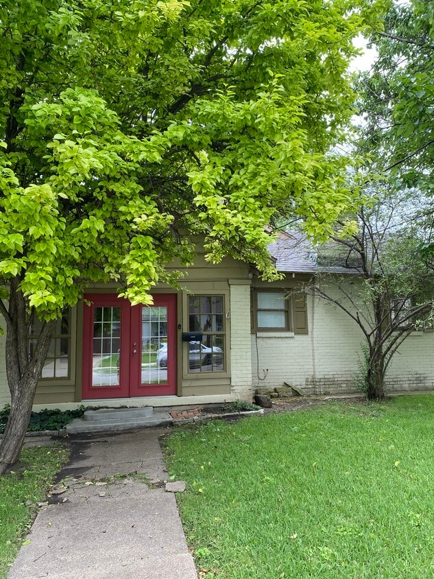 5011 Parkland Ave, Dallas, TX 75235 House Rental in Dallas, TX