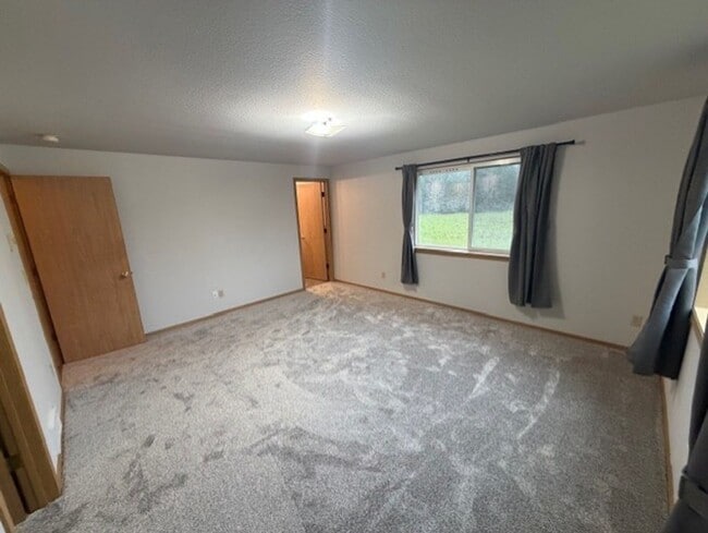 Foto del edificio - Charming home surrounded by farmlands