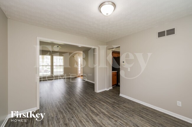 Foto del edificio - 1211 Parkside Dr