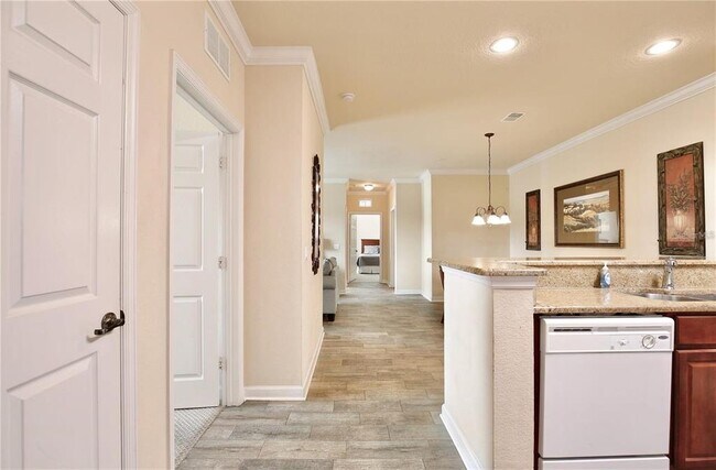 Building Photo - 1370 Tuscan Terrace