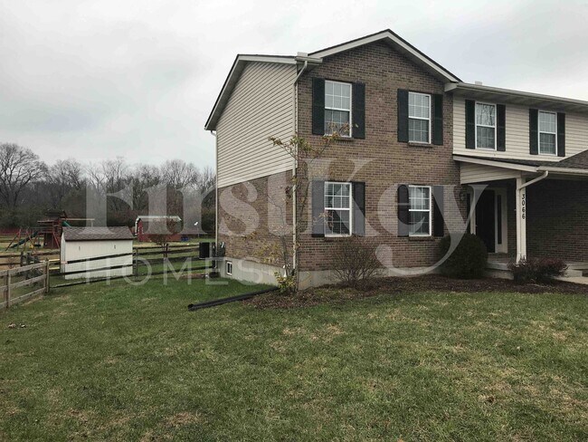 Foto del edificio - 3066 Blue Heron Dr