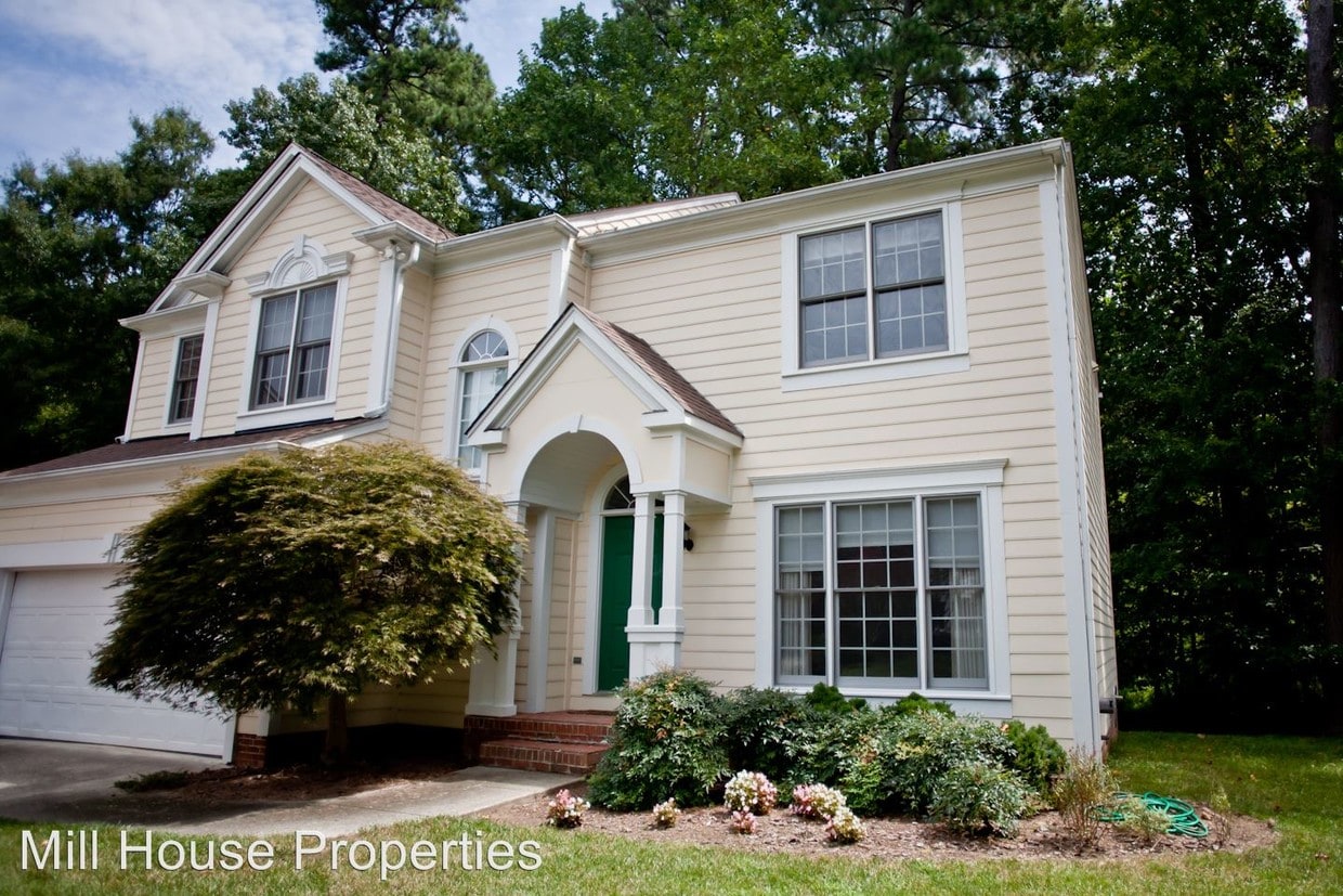 Primary Photo - 117 Woodshire Ln