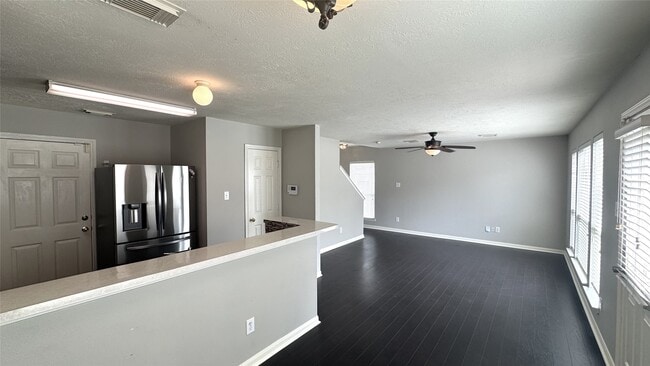 Building Photo - 4243 Daisy Meadow Dr