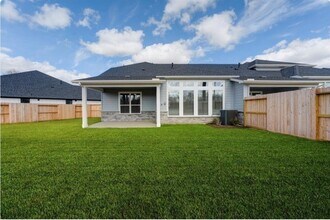 Building Photo - 10110 Water Harbor Dr