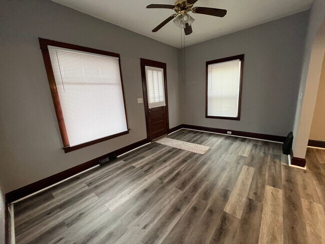 Foto del edificio - 229 14th Ave