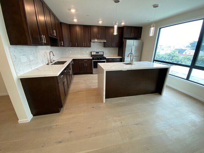 Foto del edificio - 2409 17th Ave