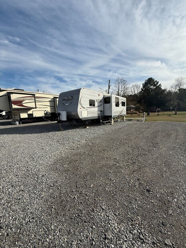 Building Photo - Elizabeth's RV Park