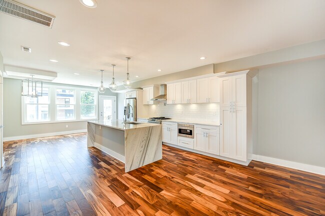 Kitchen with new appliances and pot filler - 209 Randolph Pl NE
