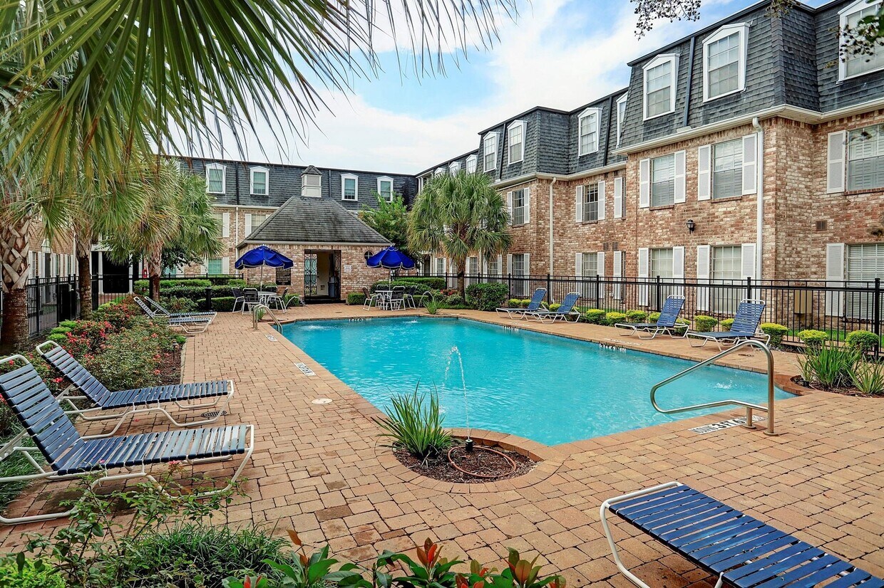 Foto del edificio - 353 N Post Oak Ln