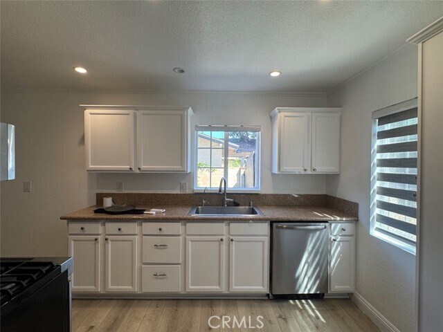 Foto del edificio - 619 S Olive St