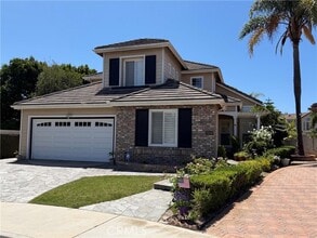 Building Photo - 7056 Ashley Dr