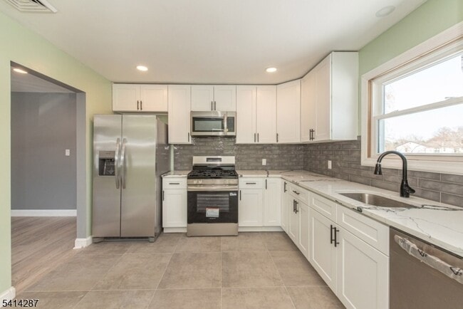 Photo - 10 Cardinal Ln Apartment