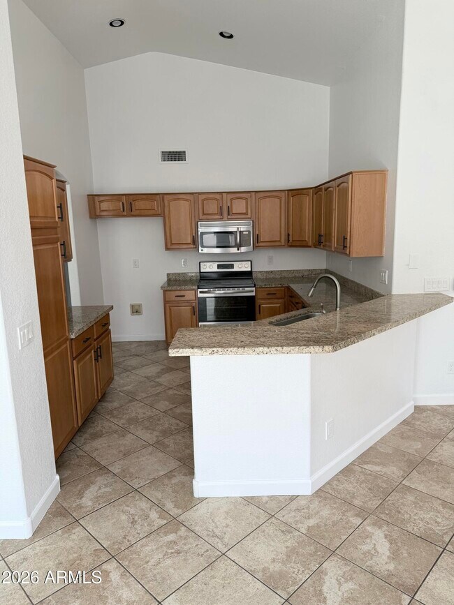 Building Photo - 3861 E Heather Ct