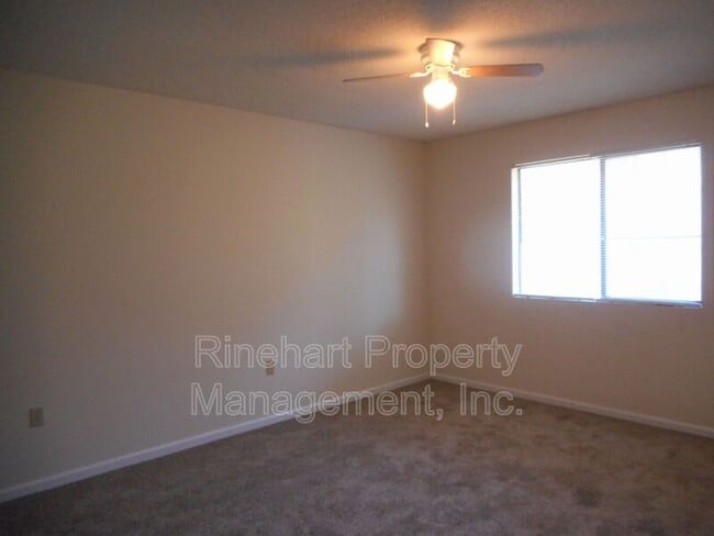 Building Photo - 1681 Hunters Trail