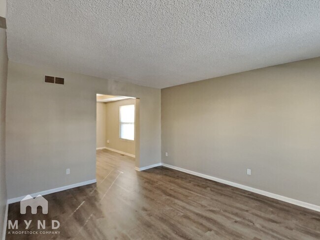 Foto del edificio - 3564 Haywood Ct