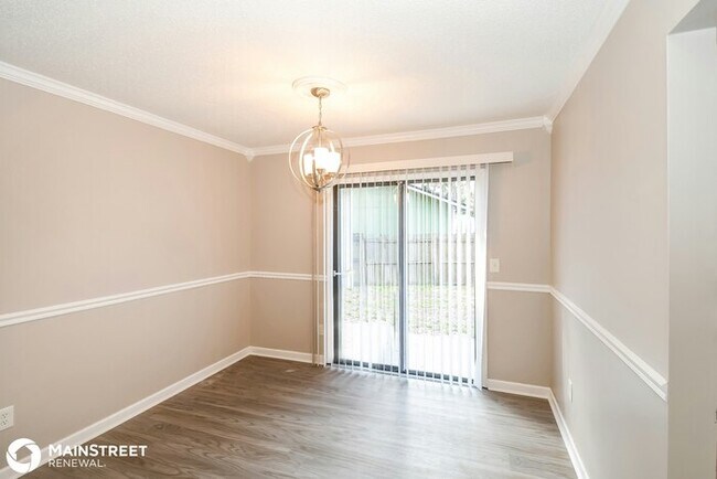 Building Photo - 8057 Voltaire Ct E