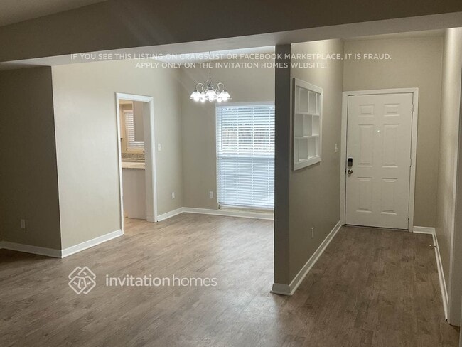 Building Photo - 3721 Lawson Dr