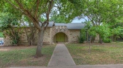 Building Photo - 12800 Powderhorn St