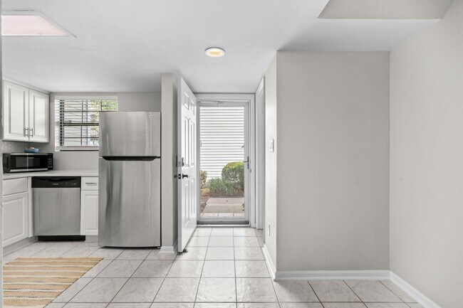 Foto del edificio - 6703 Jefferson Pl
