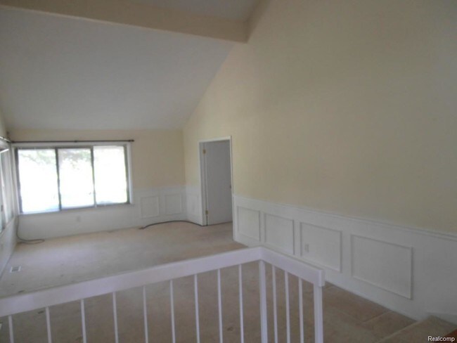 Foto del edificio - 5086 Falmouth Dr