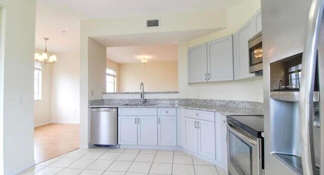 Foto del edificio - 11029 Legacy Blvd