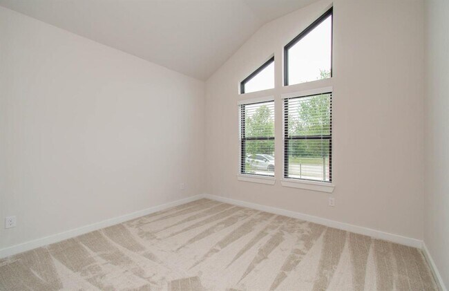 Foto del edificio - 16210 Bluegill Dr