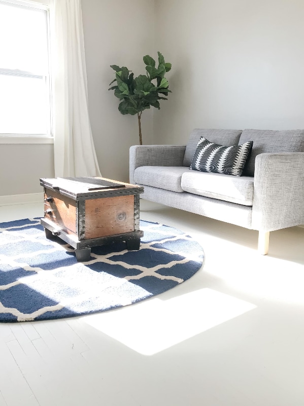 Building Photo - 7 18th Ave N