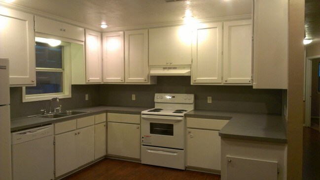 Foto del edificio - 926 SW 37th St