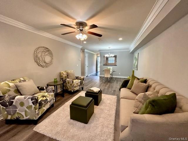 Foto del edificio - 470 Lake Pointe Dr