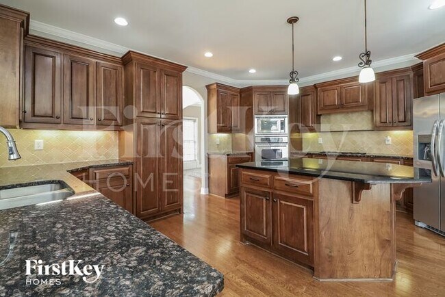 Foto del edificio - 1416 Echo Ridge Rd