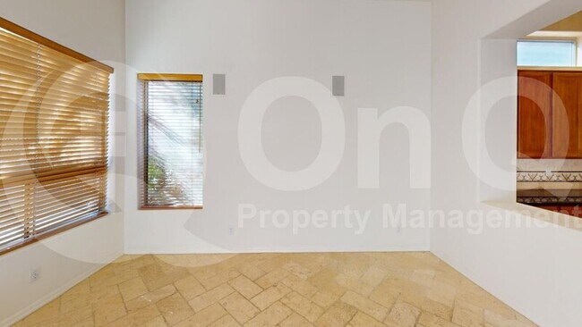 Building Photo - 1955 E Drake Dr