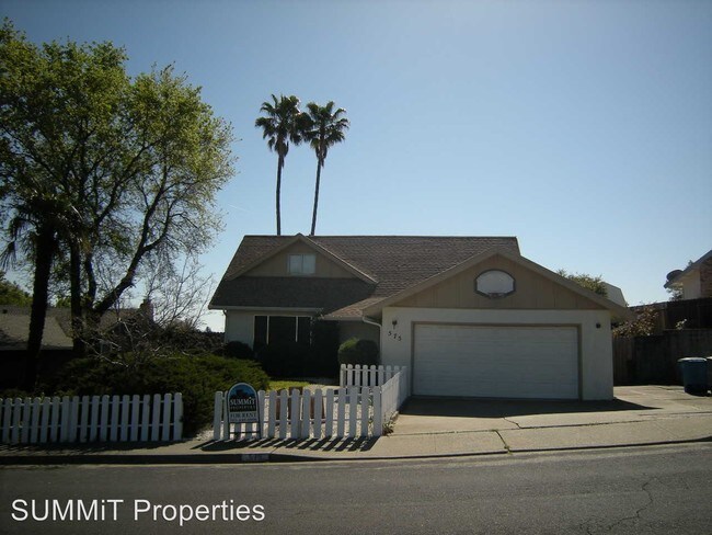 Building Photo - 3 br, 2 bath House - 575 Trinity Drive