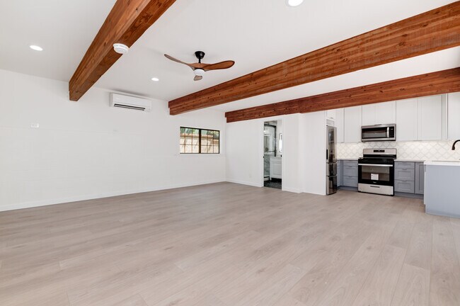 Foto del edificio - 1058 3rd St