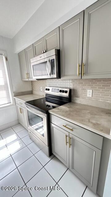 Building Photo - 120 E Colonial Ct