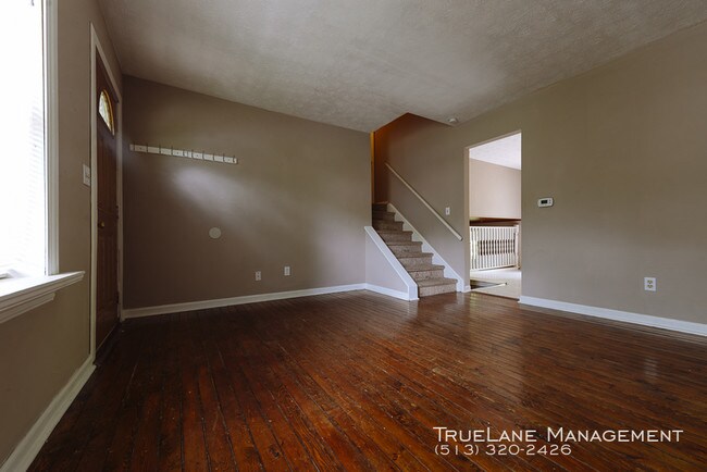Building Photo - 7774 Ravenswood Dr