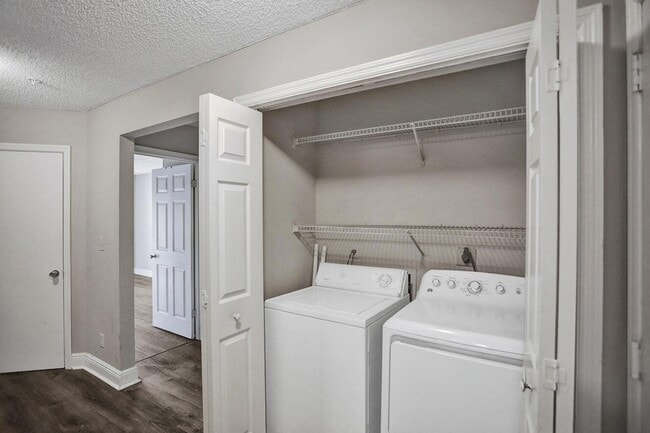 Building Photo - 2301 N Congress Ave