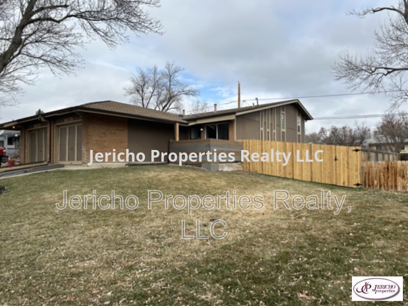 11949 W 58th Ave, Arvada, CO 80002 Condo for Rent in Arvada, CO