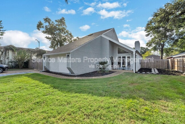 Building Photo - 7575 Tippin Ave